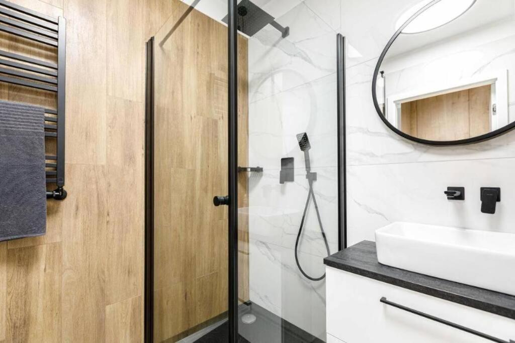 Golden Apartments Wroclaw - Cozy Studio- Odra River&Ksiecia Witolda Exterior photo